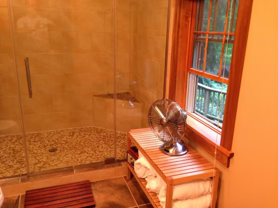 More Bathrooms photo 58