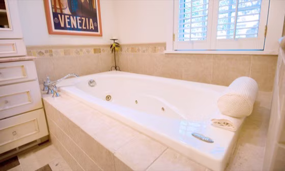 More Bathrooms photo 84
